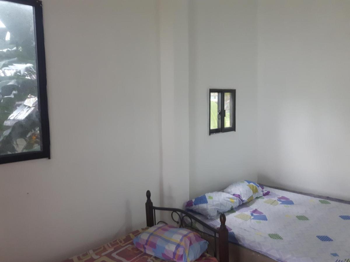 El Nido Bayview Apartment Room photo